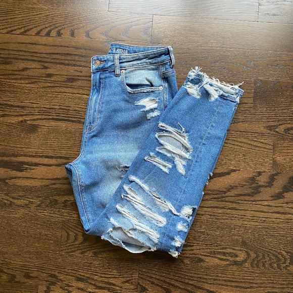 American Eagle Outfitters Denim - AE STRETCH DESTROYED MOM JEAN